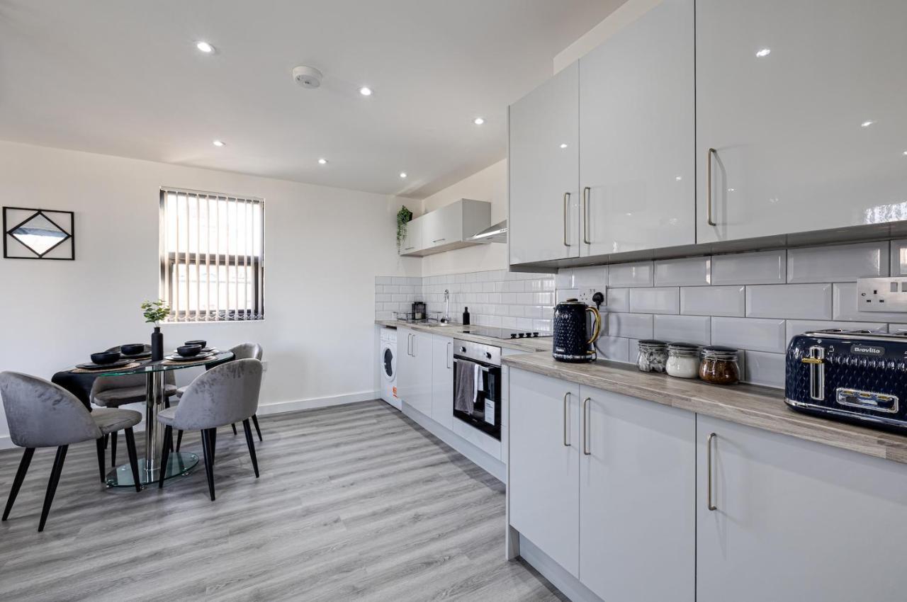 Top Floor Apartment With Private Balcony In Stockport Centre By Hass Haus Ngoại thất bức ảnh