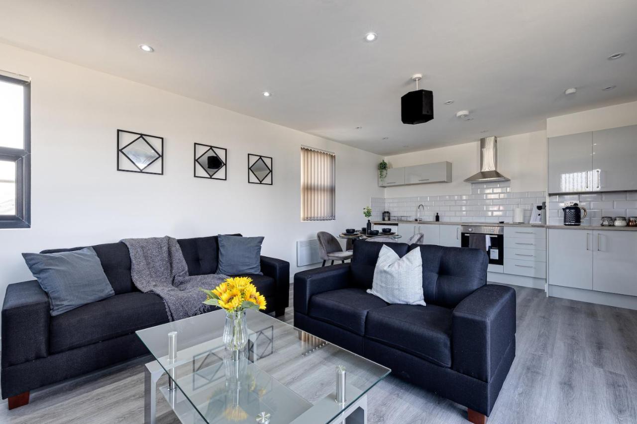 Top Floor Apartment With Private Balcony In Stockport Centre By Hass Haus Ngoại thất bức ảnh