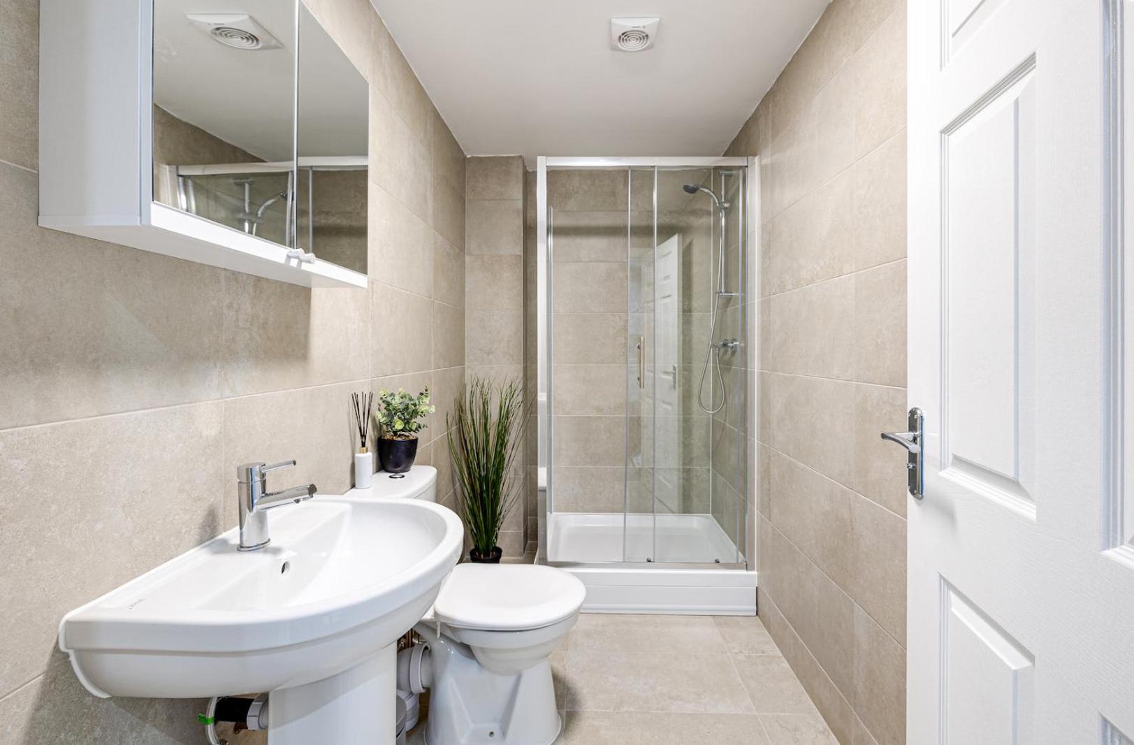 Top Floor Apartment With Private Balcony In Stockport Centre By Hass Haus Ngoại thất bức ảnh